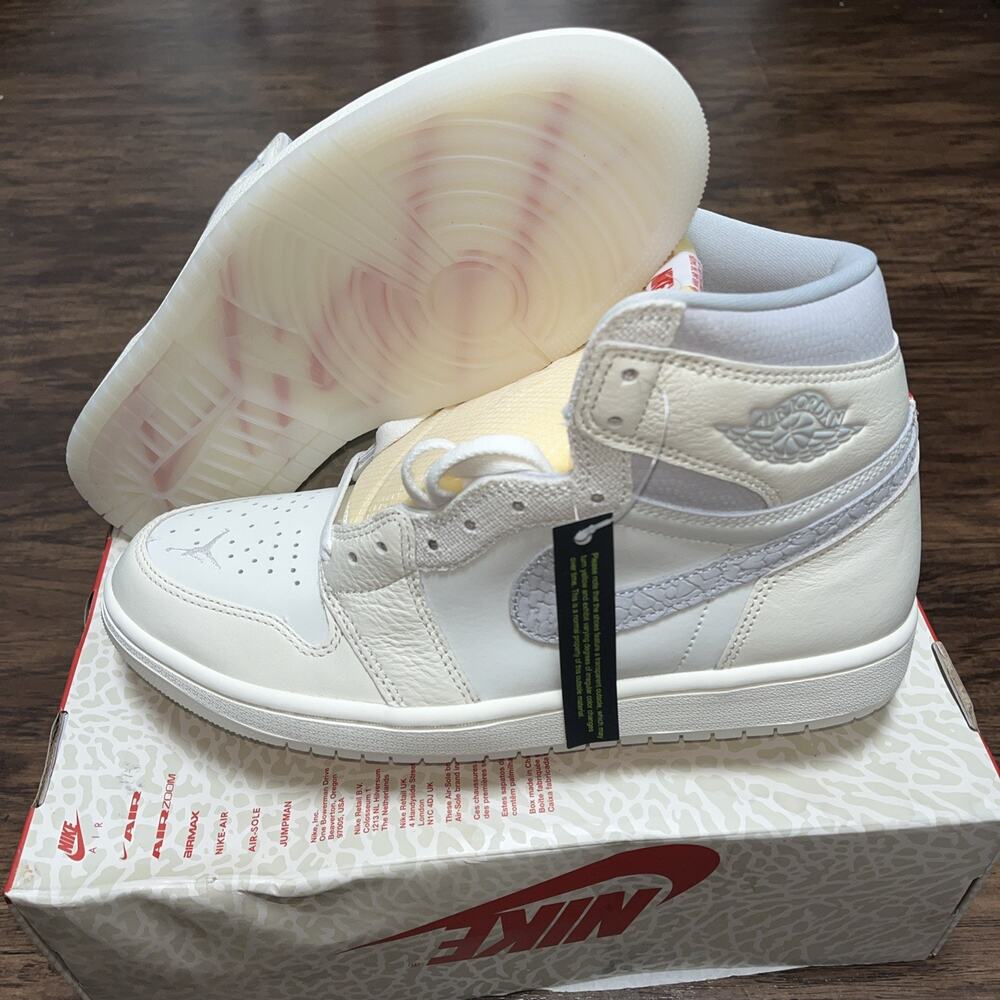 Nike Men’s Air Jordan 1 Retro High OG V3 Sail University Red IH4363 New Size 10